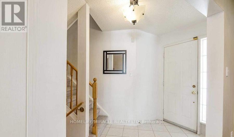 12 Willow Park Drive, Brampton, Ontario  L6R 2M9 - Photo 27 - W12596262