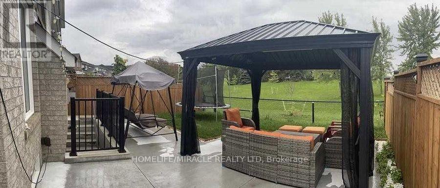 12 Willow Park Drive, Brampton, Ontario  L6R 2M9 - Photo 18 - W12596262