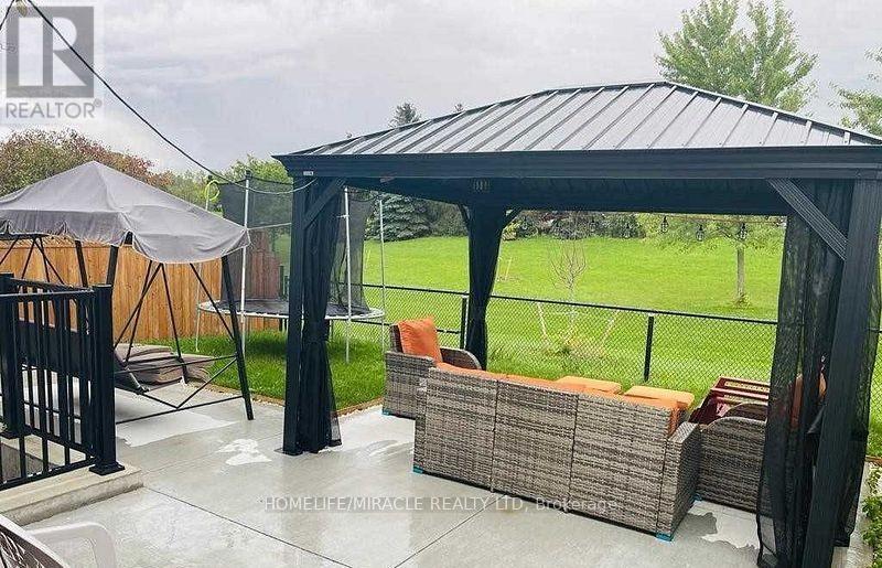 12 Willow Park Drive, Brampton, Ontario  L6R 2M9 - Photo 21 - W12596262