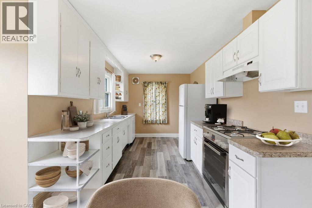 68 Atkinson Boulevard, Dundas, Ontario  L9H 7A7 - Photo 13 - 40768391