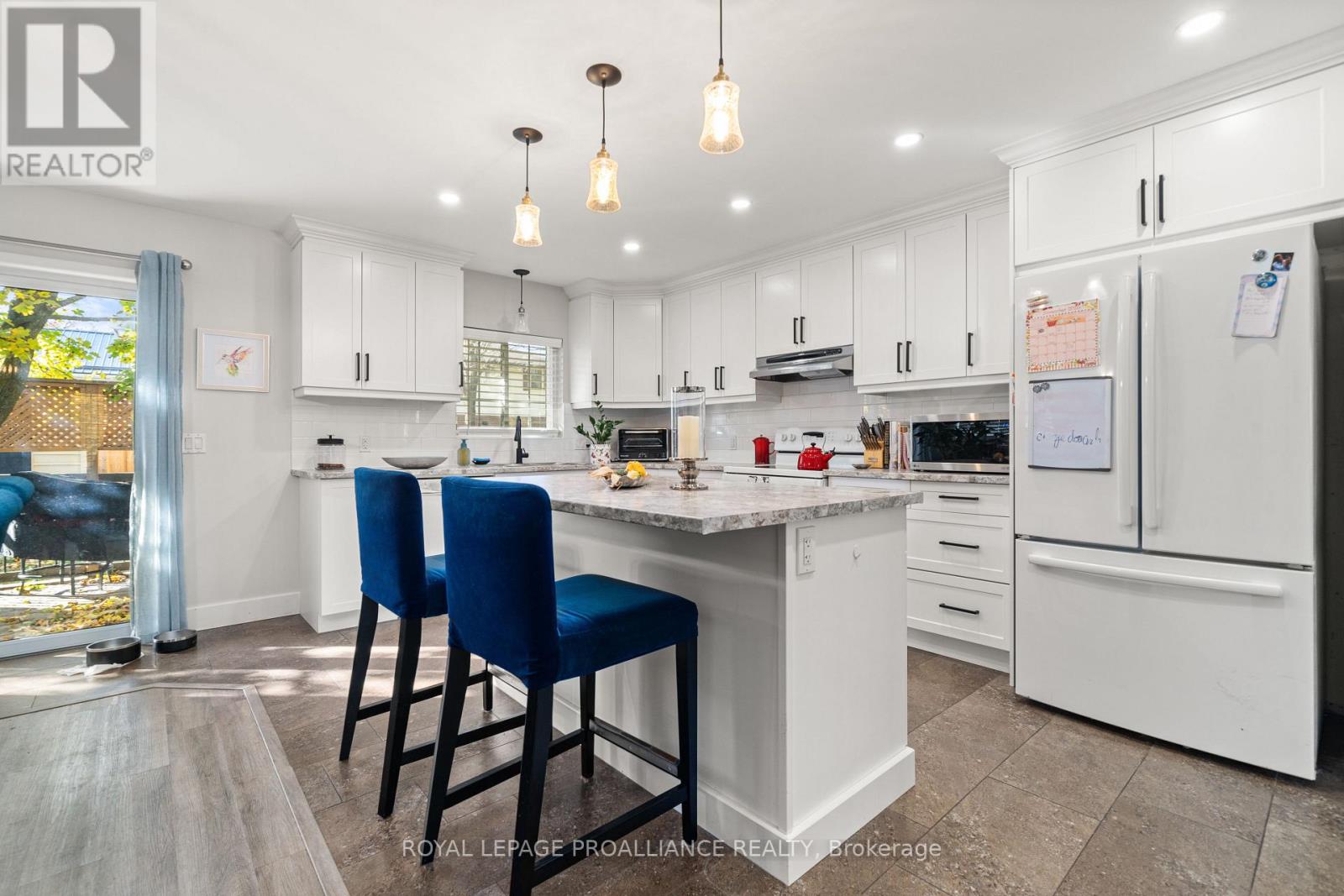 4 Kingsway Court, Belleville, Ontario  K8N 4P1 - Photo 14 - X12598990