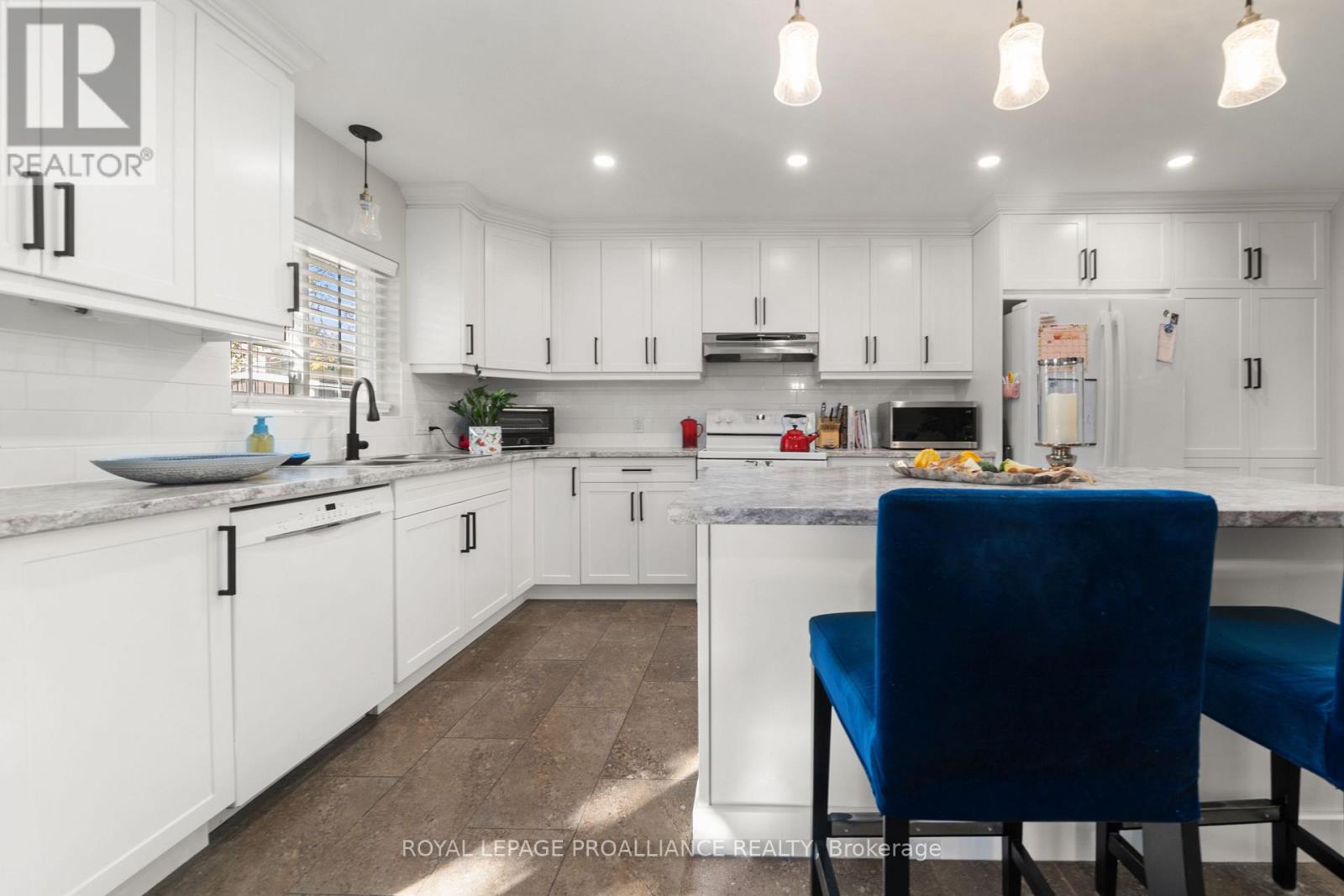 4 Kingsway Court, Belleville, Ontario  K8N 4P1 - Photo 19 - X12598990