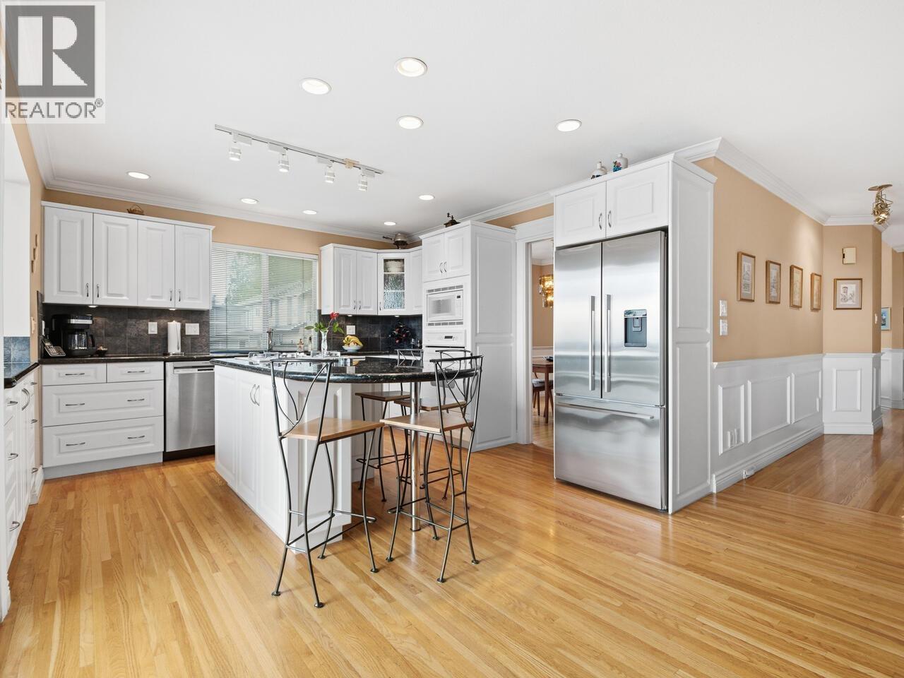 5104 Mckee Street, Burnaby, British Columbia  V5J 2T4 - Photo 12 - R3071865