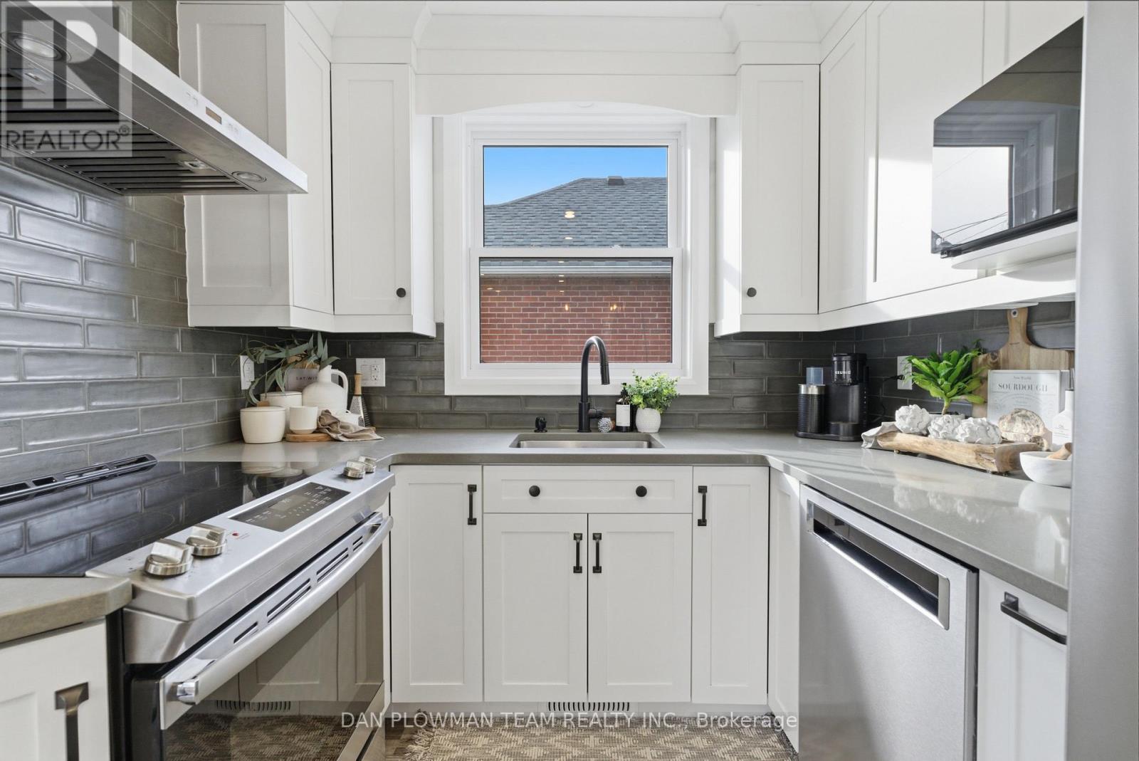 156 Spencer Street E, Cobourg, Ontario  K9A 1C4 - Photo 8 - X12598848