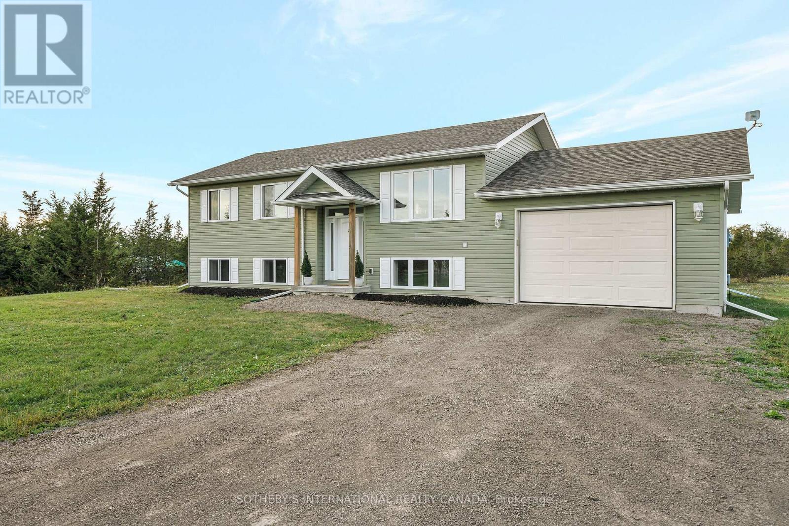 158 Old Milford Road, Prince Edward County, Ontario  K0K 2T0 - Photo 3 - X12598850