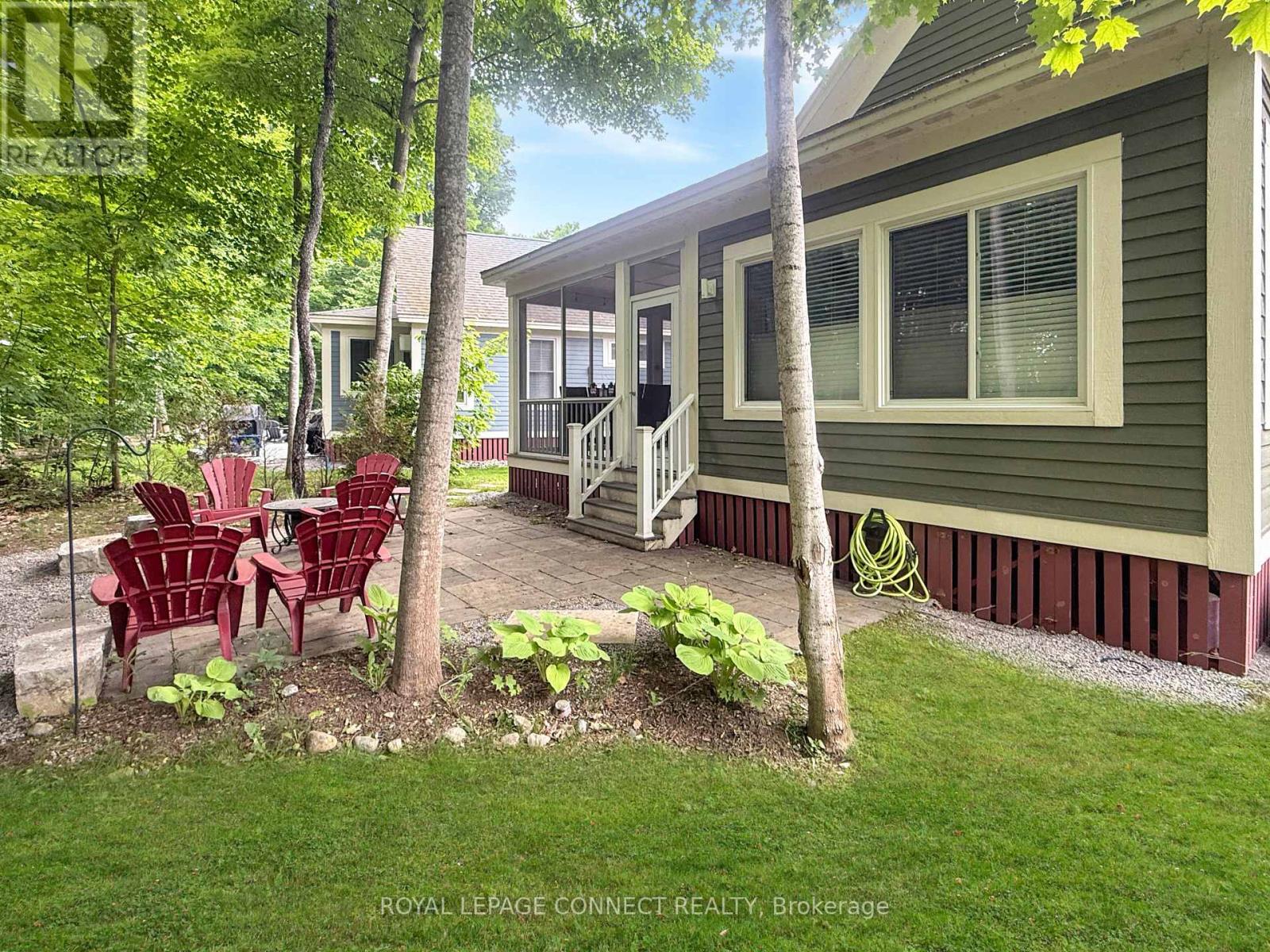 209 - 50 Hollow Lane, Prince Edward County, Ontario  K8N 4Z4 - Photo 3 - X12598896