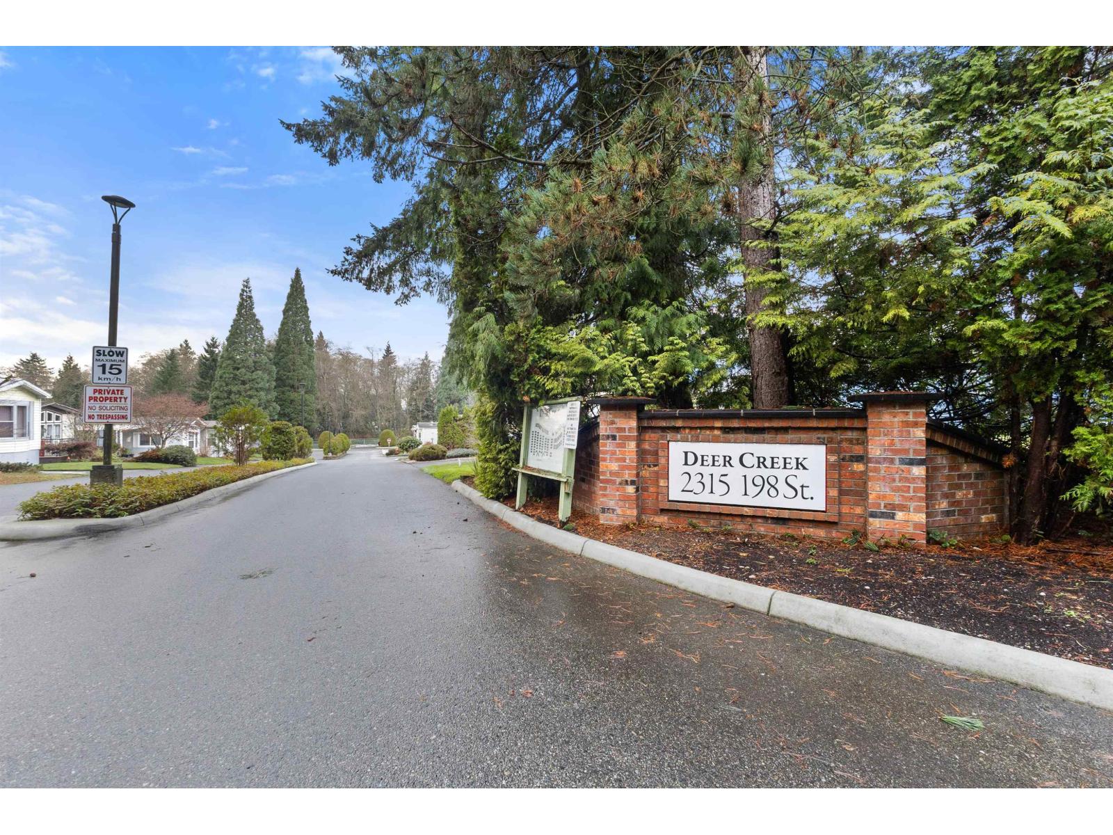 4 2315 198 Street, Langley, British Columbia  V2Z 1Z1 - Photo 2 - R3071838