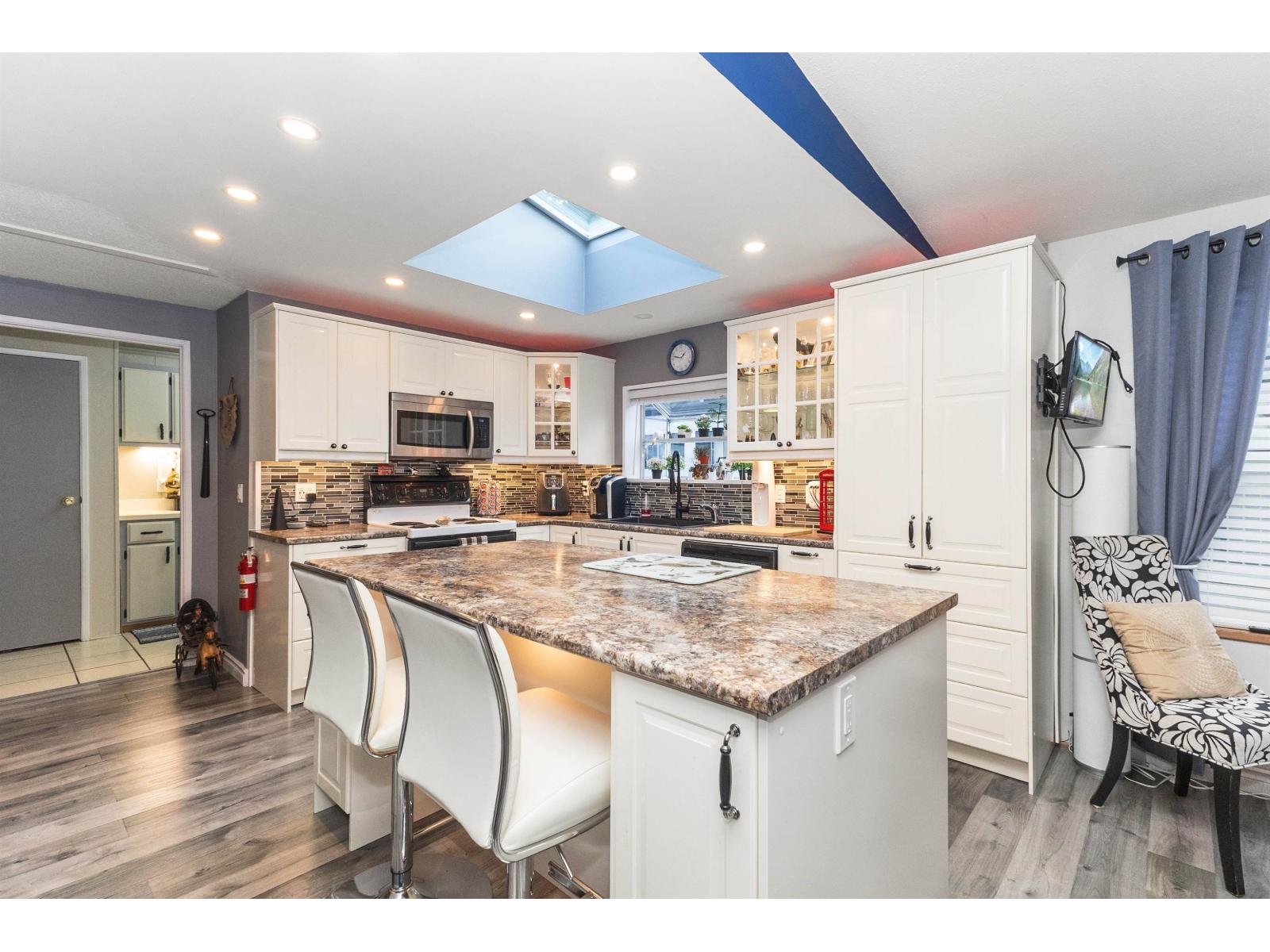 4 2315 198 Street, Langley, British Columbia  V2Z 1Z1 - Photo 9 - R3071838