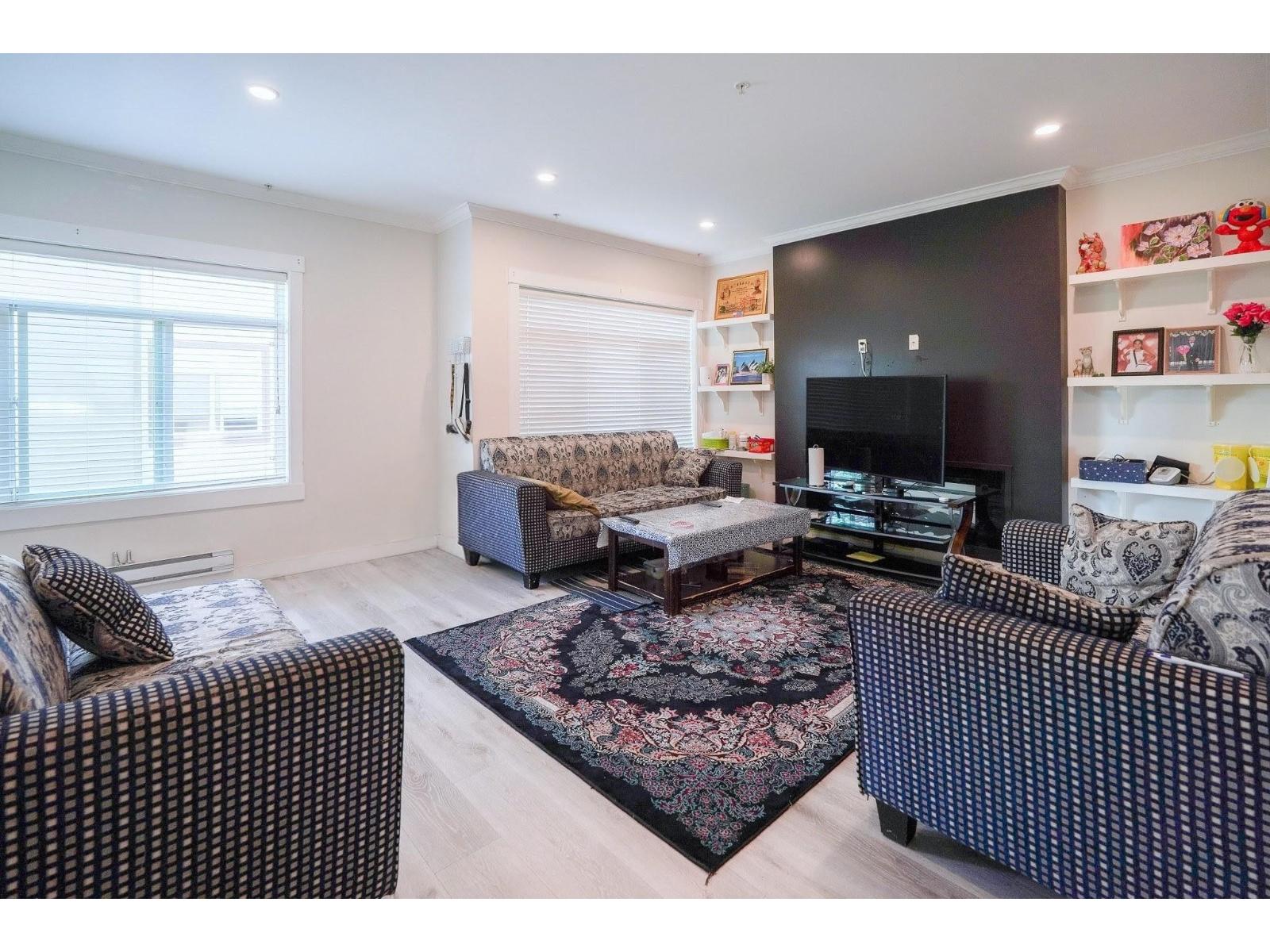 38 7247 140 Street, Surrey, British Columbia  V3W 1K8 - Photo 5 - R3071849