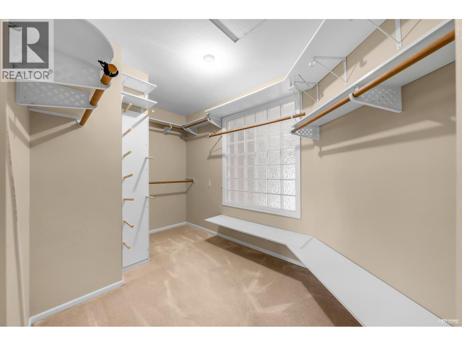 2806 Silverberry Court, Coquitlam, British Columbia  V3E 2S7 - Photo 9 - R3071797