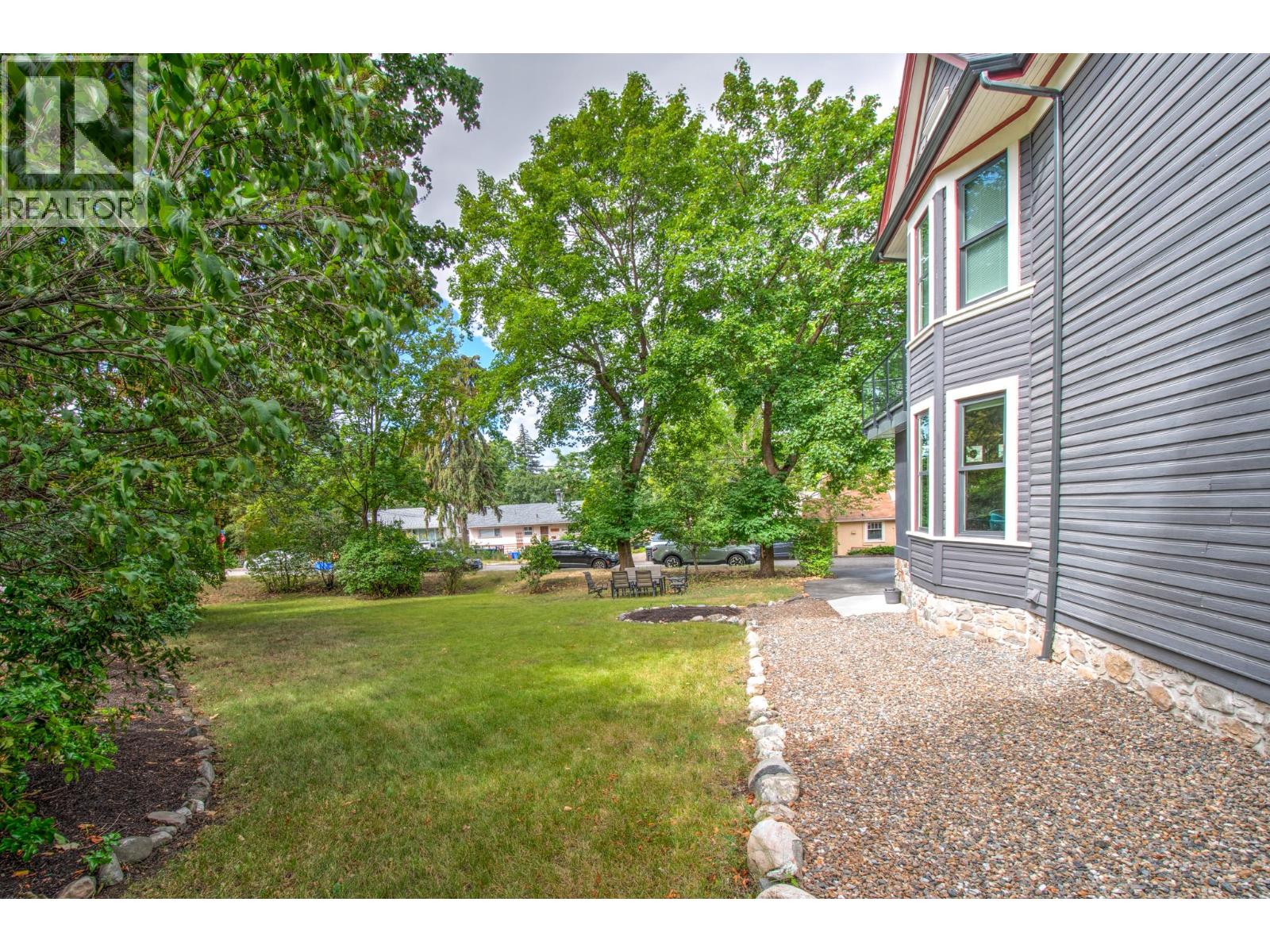 3102 Pleasant Valley Road, Vernon, British Columbia  V1T 4L3 - Photo 42 - 10370368