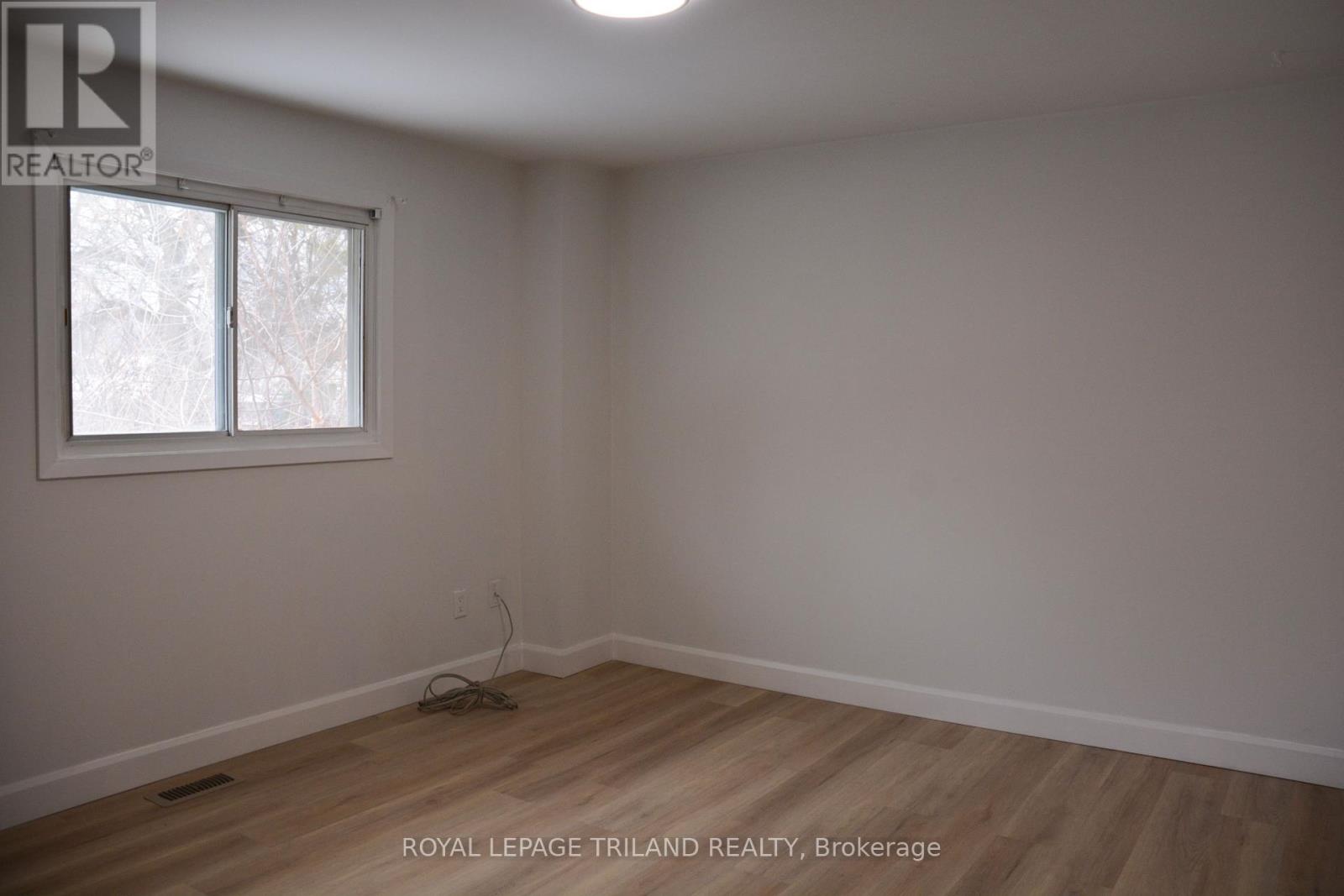 99 Cecilia Avenue, London East, Ontario  N5Y 3Z9 - Photo 8 - X12599074