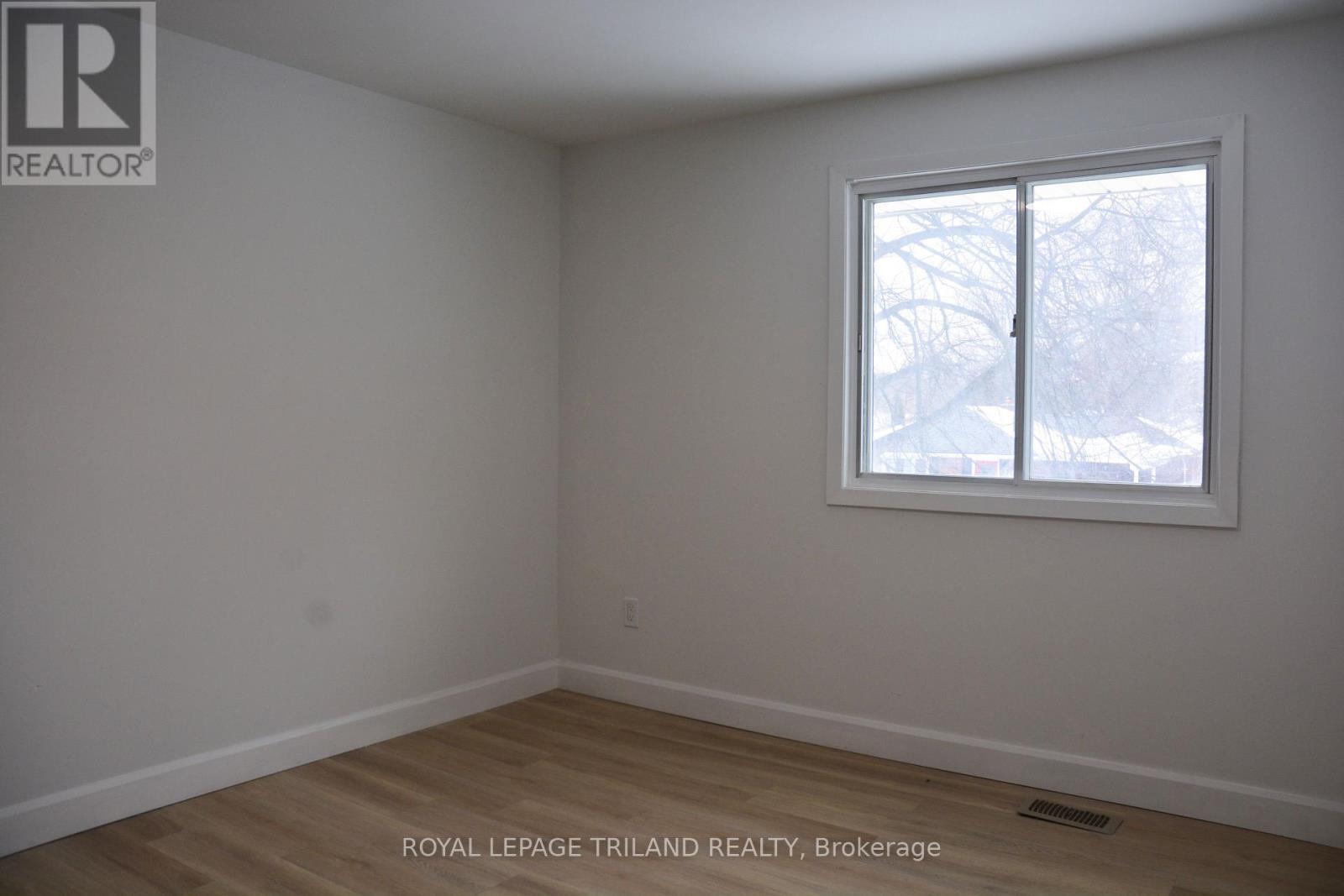 99 Cecilia Avenue, London East, Ontario  N5Y 3Z9 - Photo 9 - X12599074