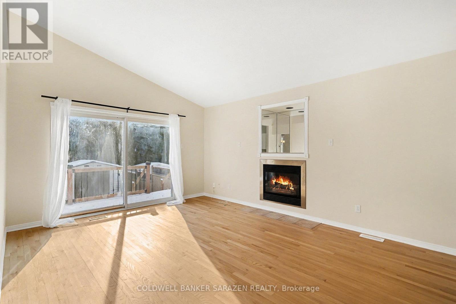 5132 Lerner Way, Ottawa, Ontario  K1J 1B4 - Photo 12 - X12599104