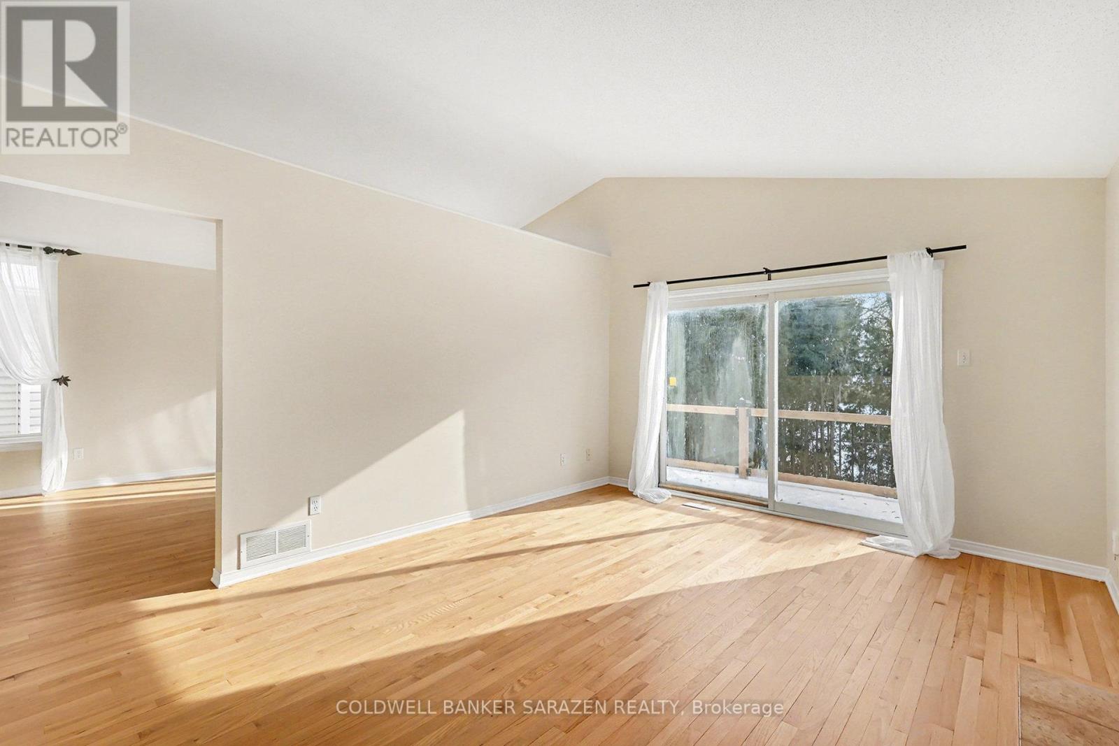 5132 Lerner Way, Ottawa, Ontario  K1J 1B4 - Photo 13 - X12599104