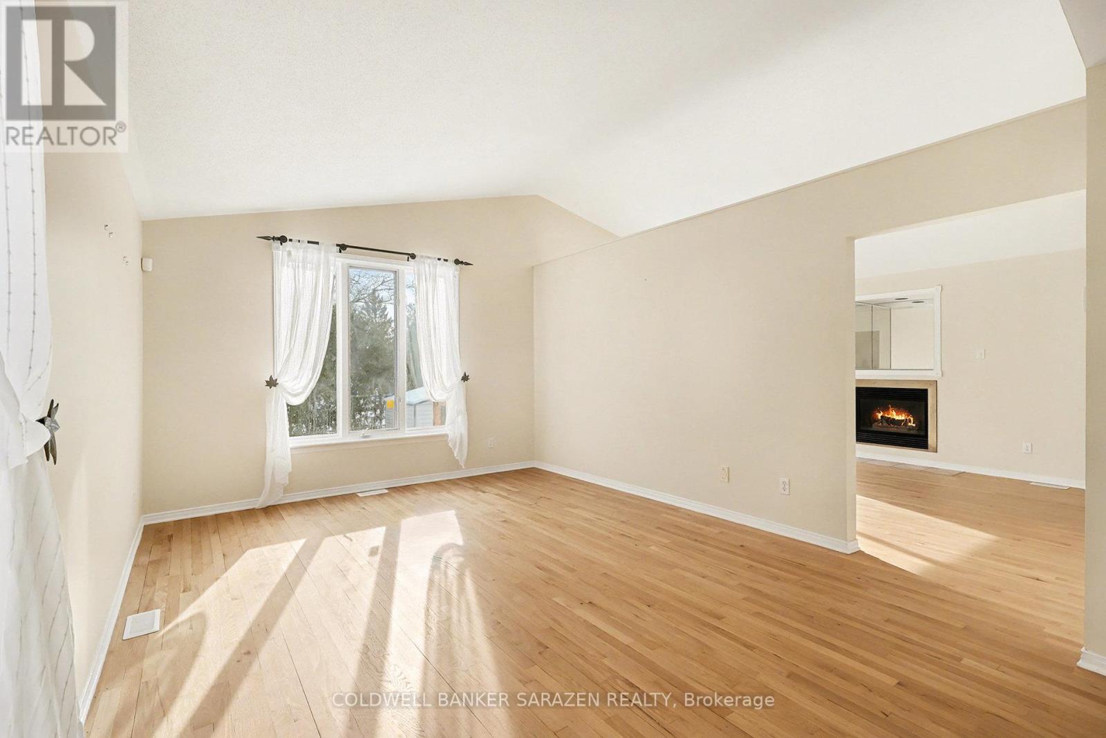 5132 Lerner Way, Ottawa, Ontario  K1J 1B4 - Photo 9 - X12599104