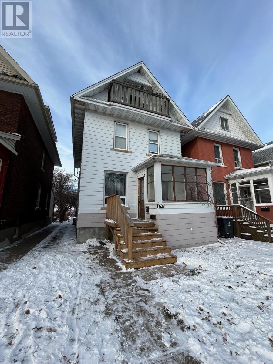 627 Vickers ST S, thunder bay, Ontario