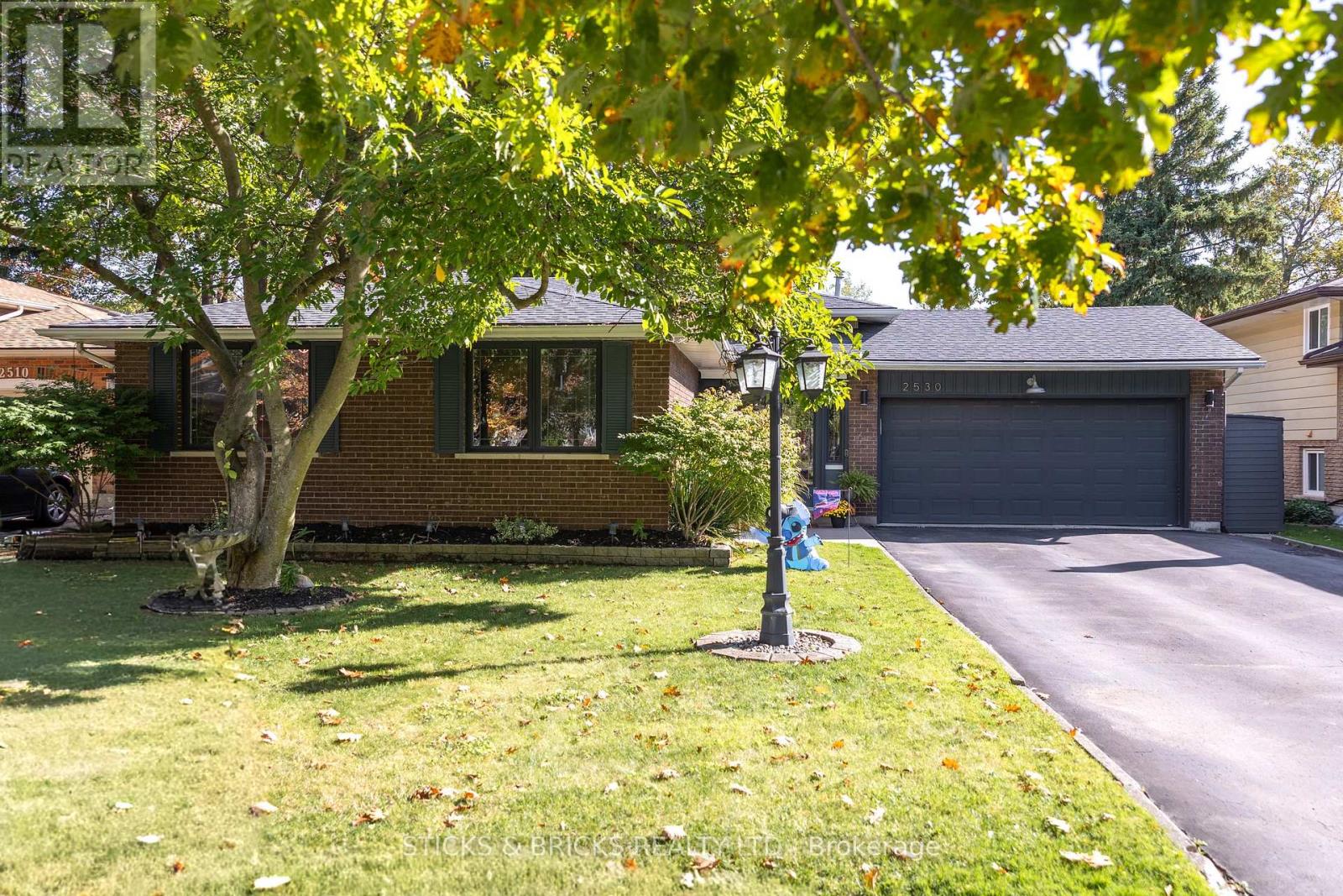 2530 Dorchester Road, Niagara Falls, Ontario  L2J 2Y8 - Photo 1 - X12598974