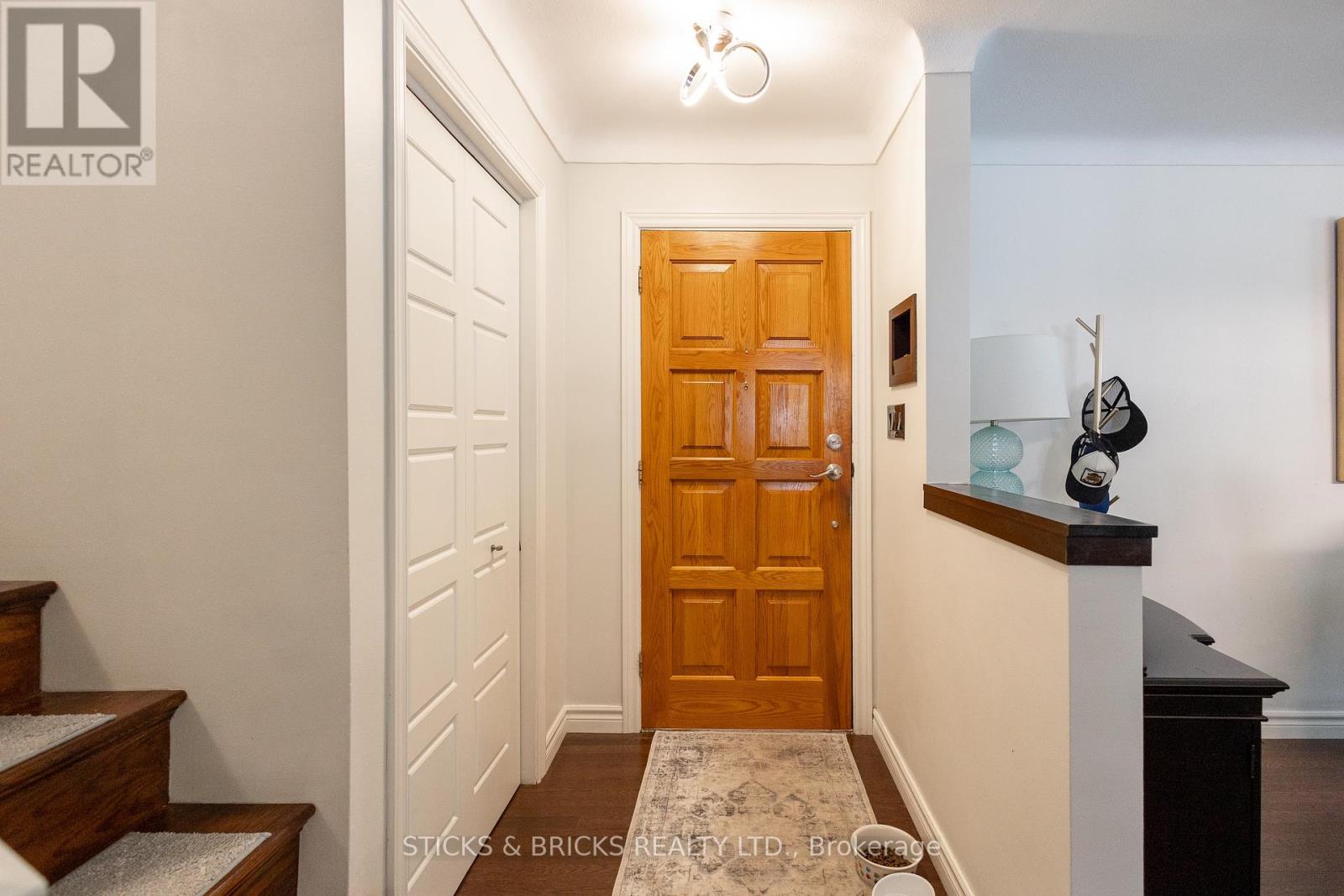 2530 Dorchester Road, Niagara Falls, Ontario  L2J 2Y8 - Photo 15 - X12598974