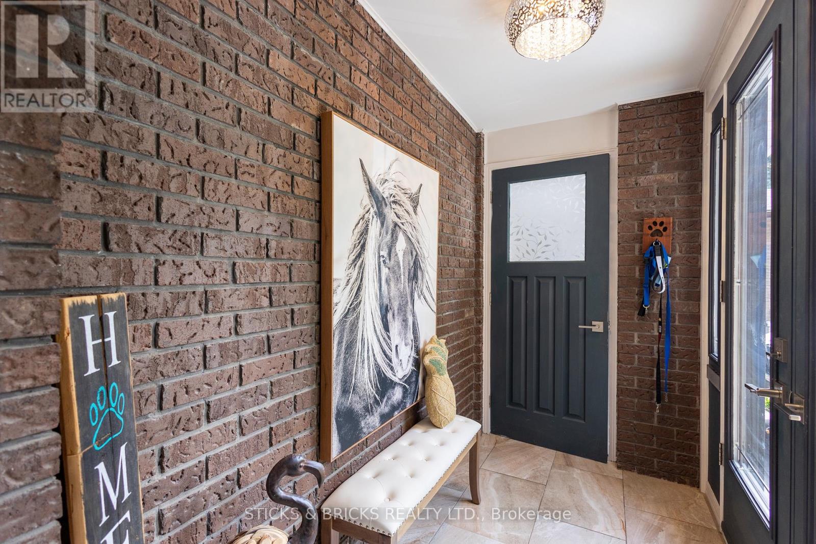 2530 Dorchester Road, Niagara Falls, Ontario  L2J 2Y8 - Photo 6 - X12598974