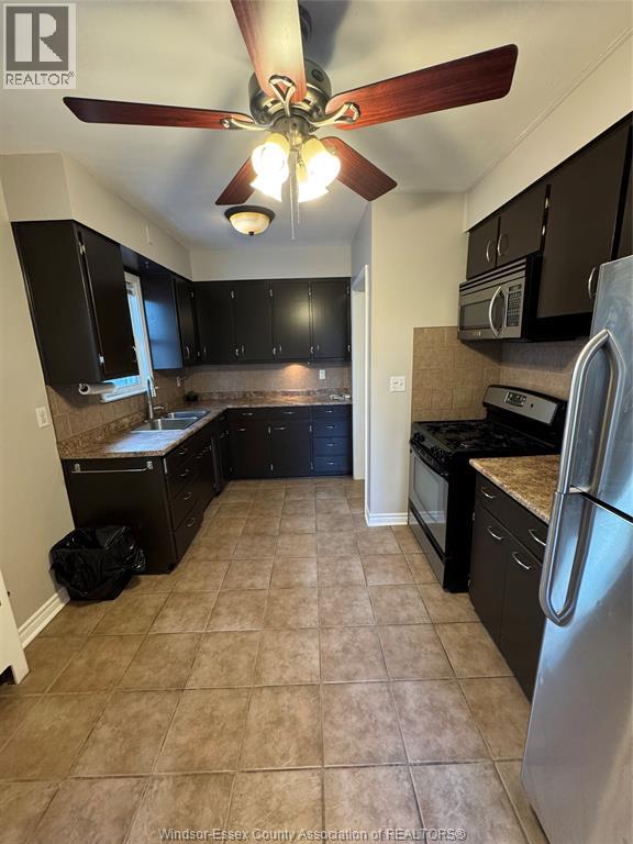 1807 Hickory, Windsor, Ontario  N8W 3X3 - Photo 4 - 25031116