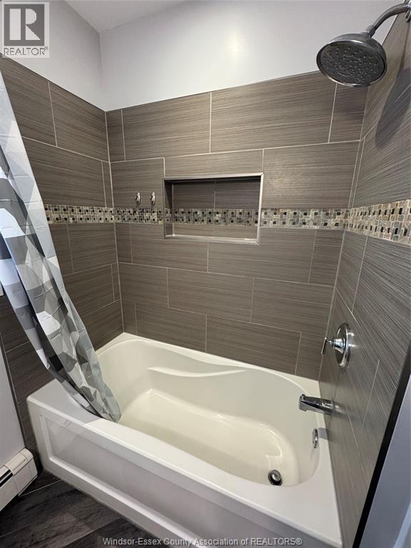 1807 Hickory, Windsor, Ontario  N8W 3X3 - Photo 6 - 25031116