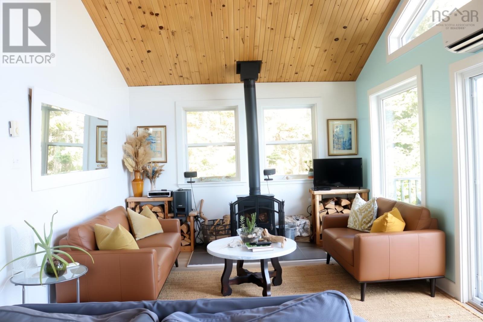 8856 St Margarets Bay Road, Queensland, Nova Scotia B0J 1T0 - Photo 8 - 202526920