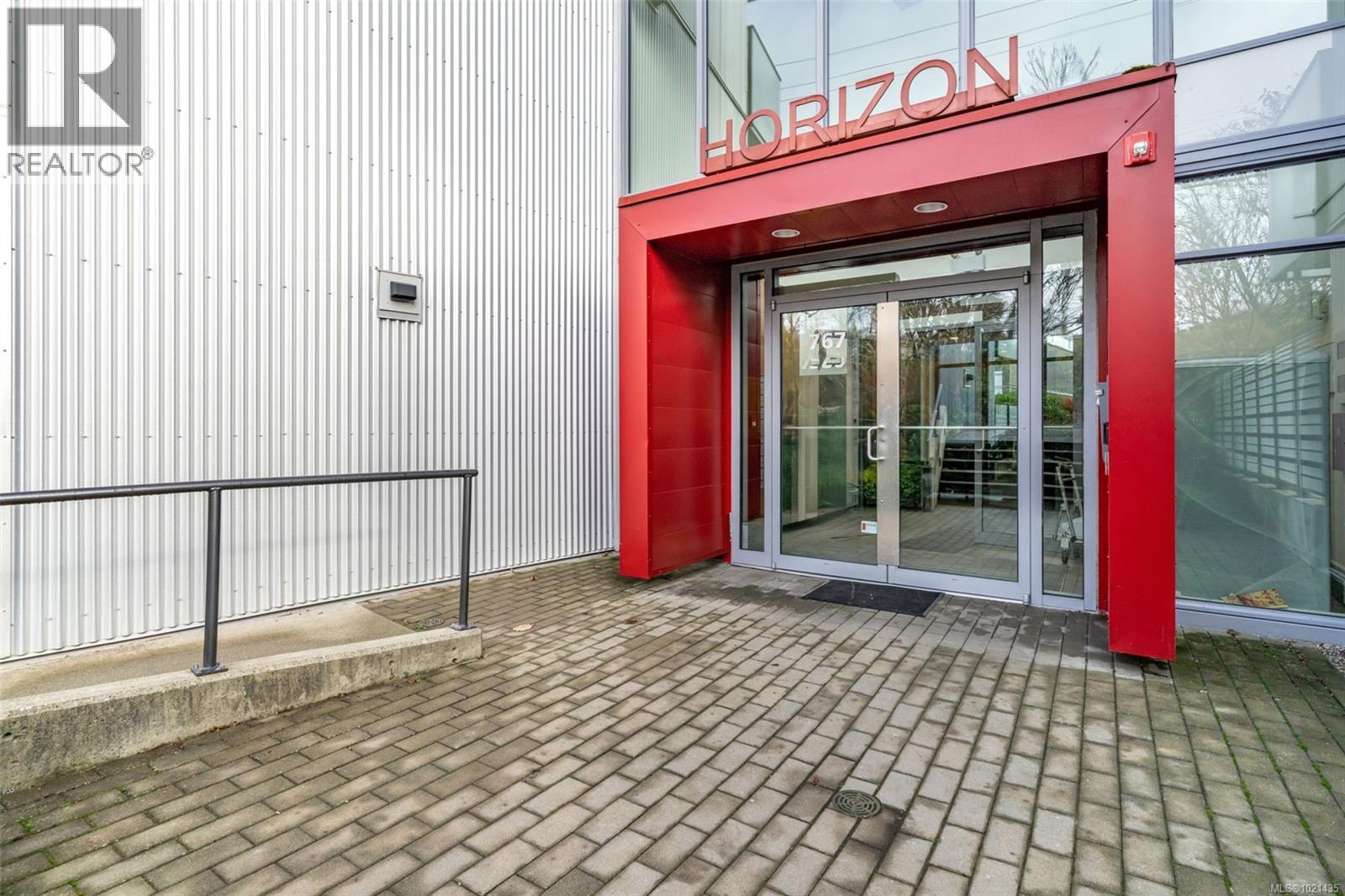 404 767 Tyee Rd, Victoria, British Columbia V9A 0G5 - Photo 31 - 1021435