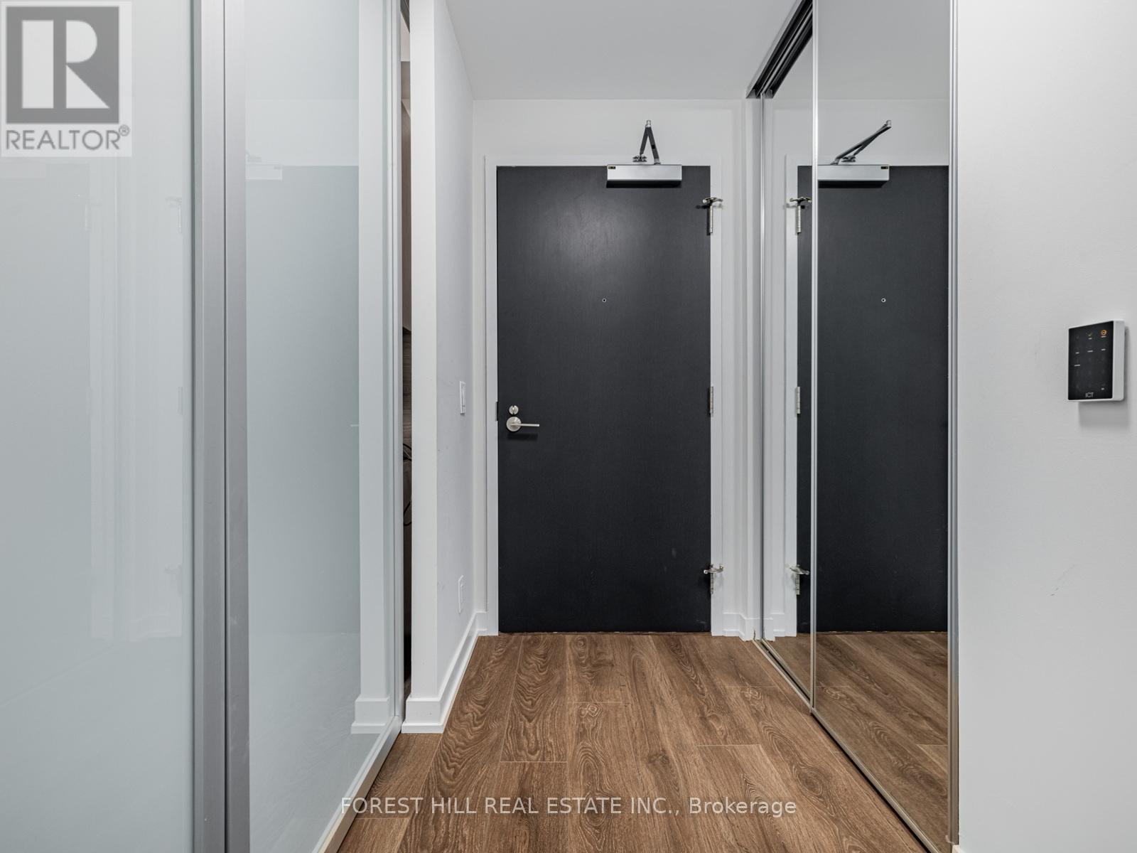 1202 - 609 Avenue Road, Toronto, Ontario  M4V 2K3 - Photo 4 - C12598968