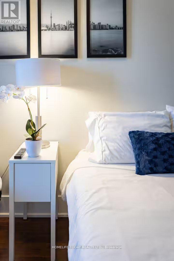 2106 - 300 Front Street W, Toronto, Ontario  M5V 0E9 - Photo 16 - C12599026