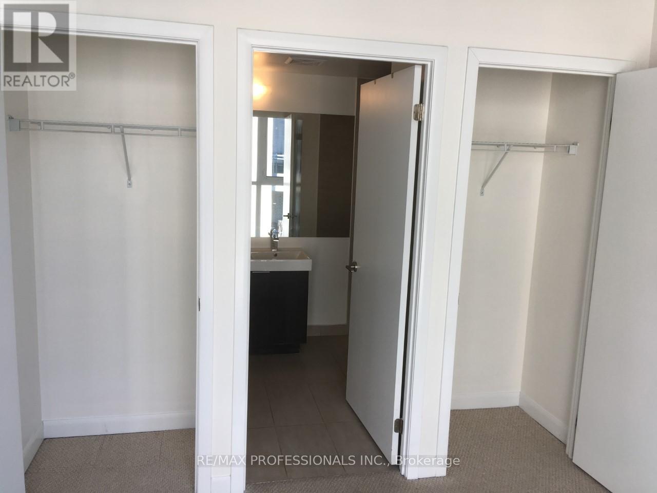 1001 - 478 King Street W, Toronto, Ontario  M5V 0A8 - Photo 10 - C12599032