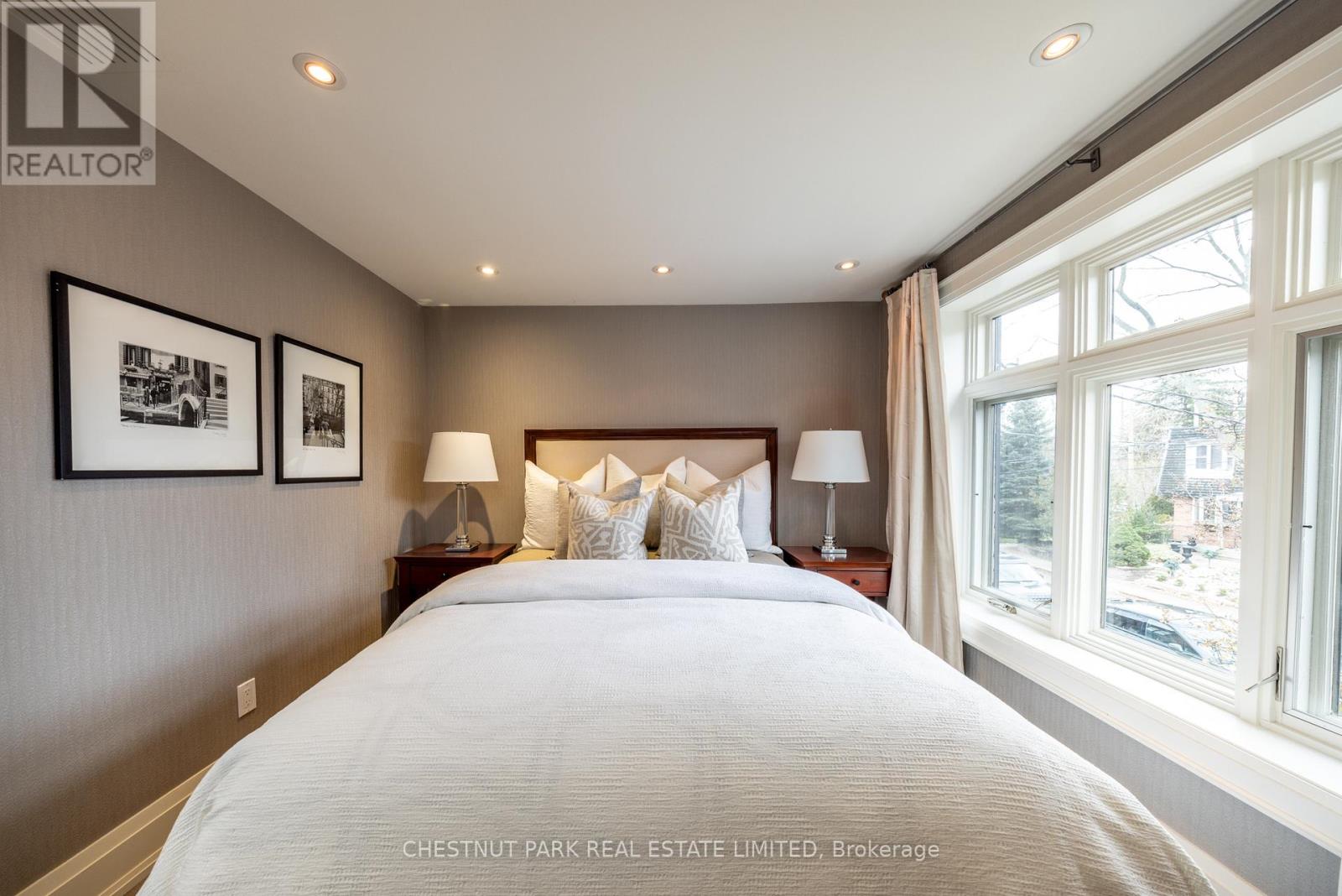 70 Summerhill Gardens, Toronto, Ontario  M4T 1B4 - Photo 22 - C12599048