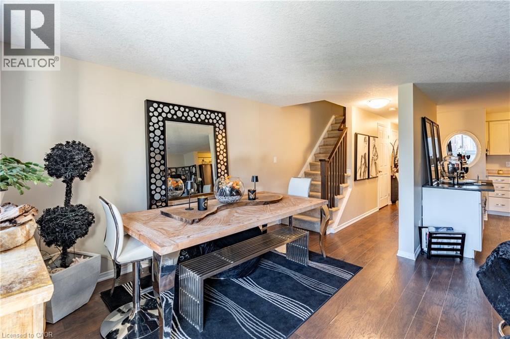 102 Donnenwerth Drive, Kitchener, Ontario  N2E 4C9 - Photo 13 - 40789092