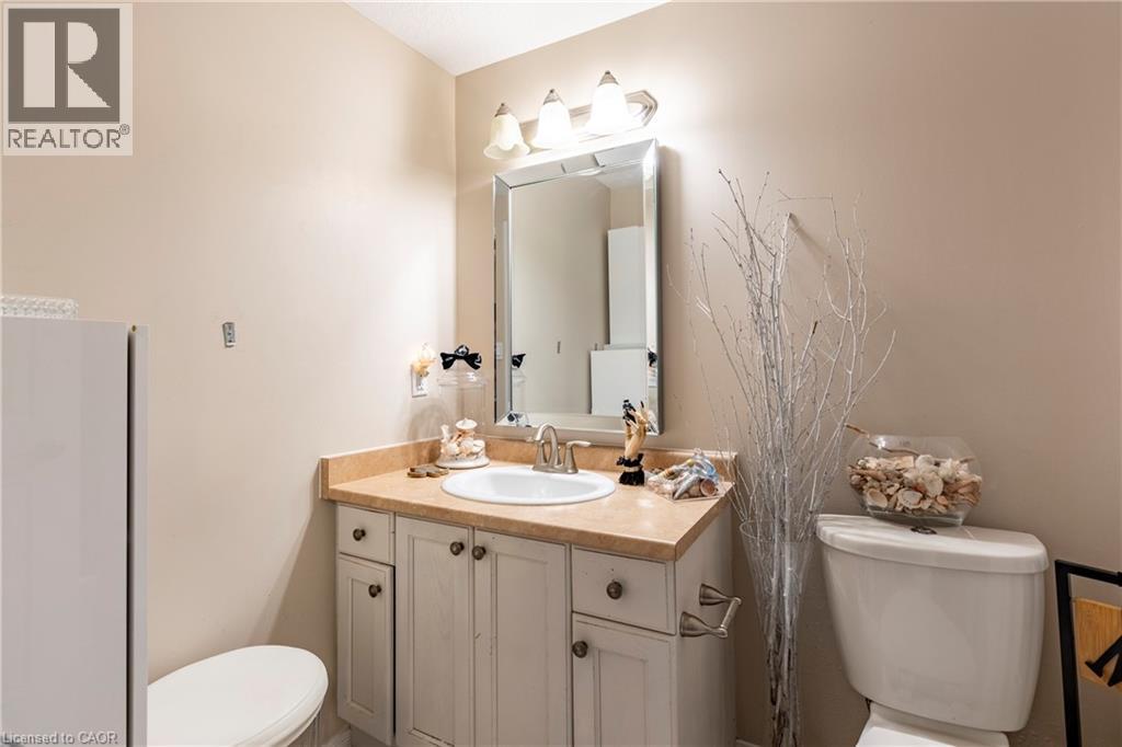 102 Donnenwerth Drive, Kitchener, Ontario  N2E 4C9 - Photo 21 - 40789092