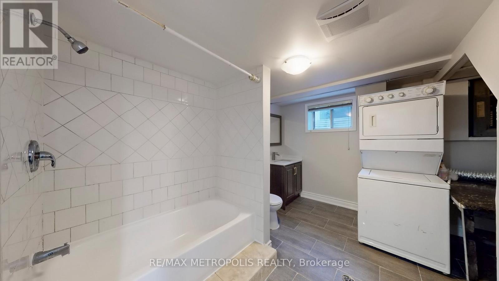 Bsmt - 14 Furlong Court, Toronto, Ontario  M1J 1Y8 - Photo 20 - E12598966