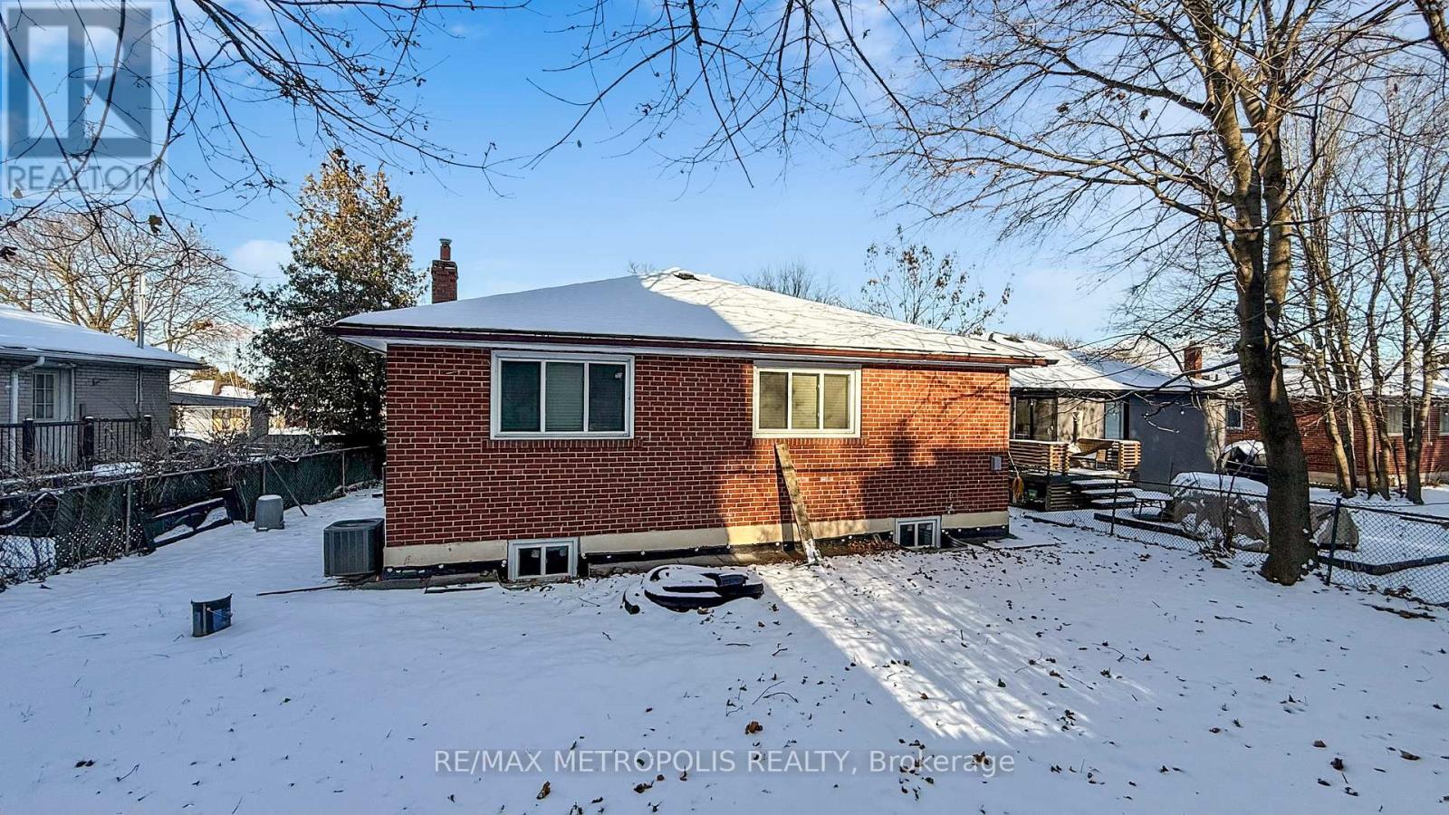 Bsmt - 14 Furlong Court, Toronto, Ontario  M1J 1Y8 - Photo 28 - E12598966
