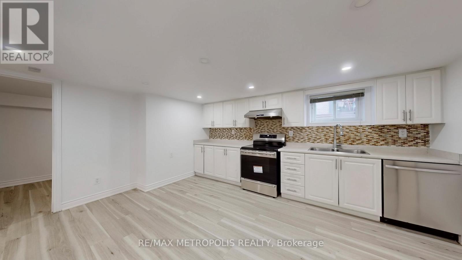 Bsmt - 14 Furlong Court, Toronto, Ontario  M1J 1Y8 - Photo 7 - E12598966