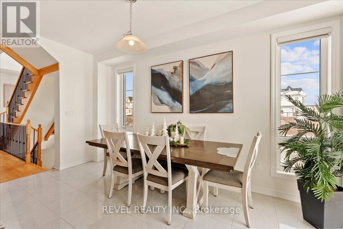 25 Lake Trail Way, Whitby, Ontario L1M 0M3 - Photo 13 - E12599090