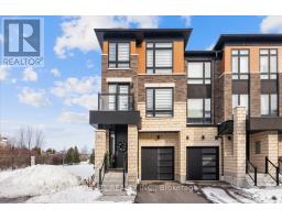 25 LAKE TRAIL WAY, Whitby, Ontario