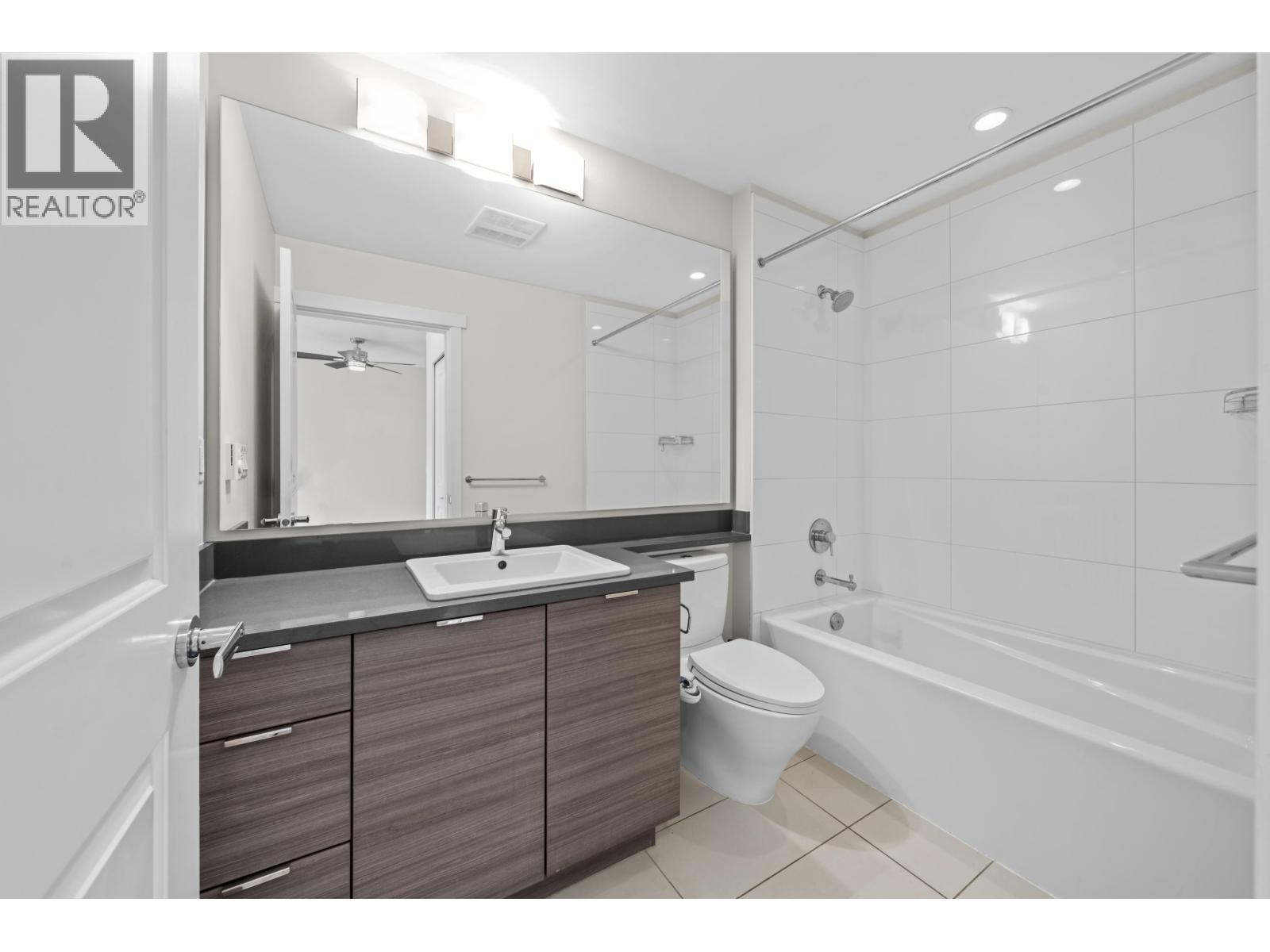 101 2665 Mountain Highway, North Vancouver, British Columbia  V7J 0A8 - Photo 37 - R3050450