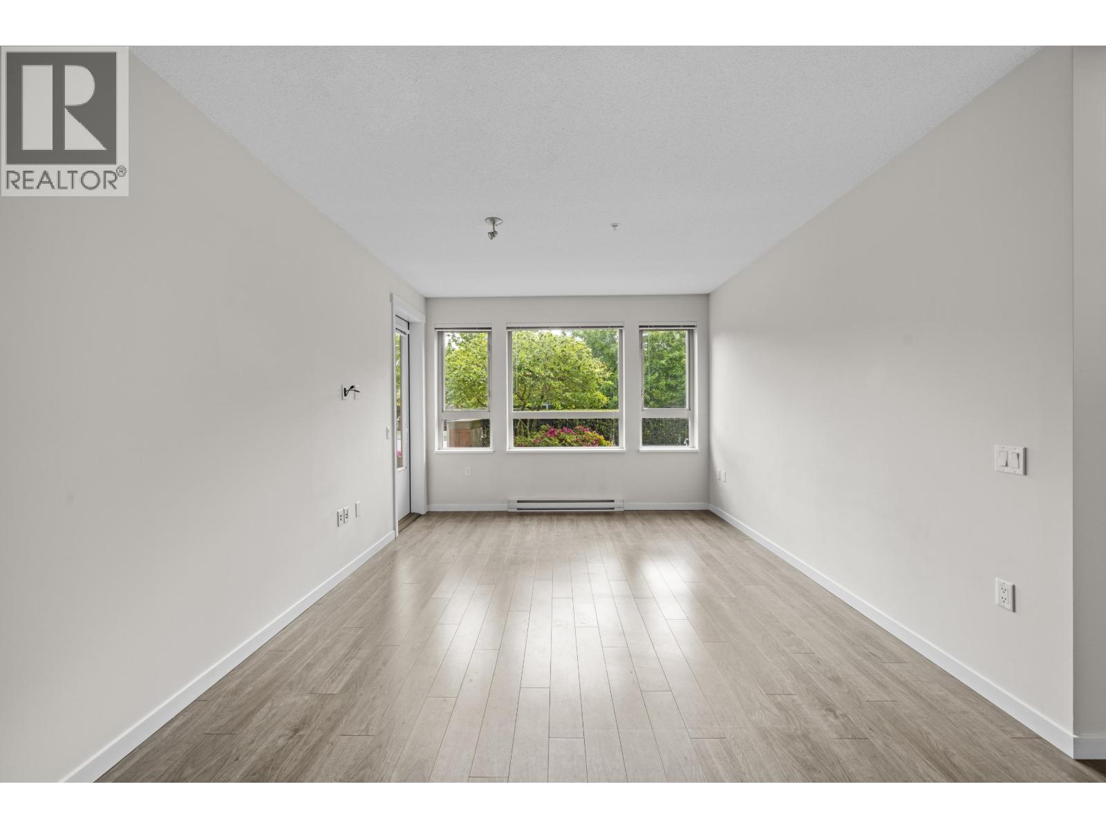 101 2665 Mountain Highway, North Vancouver, British Columbia  V7J 0A8 - Photo 33 - R3050450