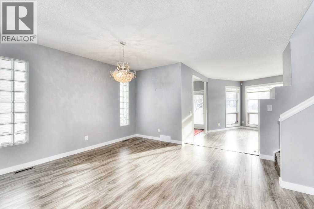 2206 30 Avenue Sw, Calgary, Alberta  T2T 1R7 - Photo 6 - A2272958