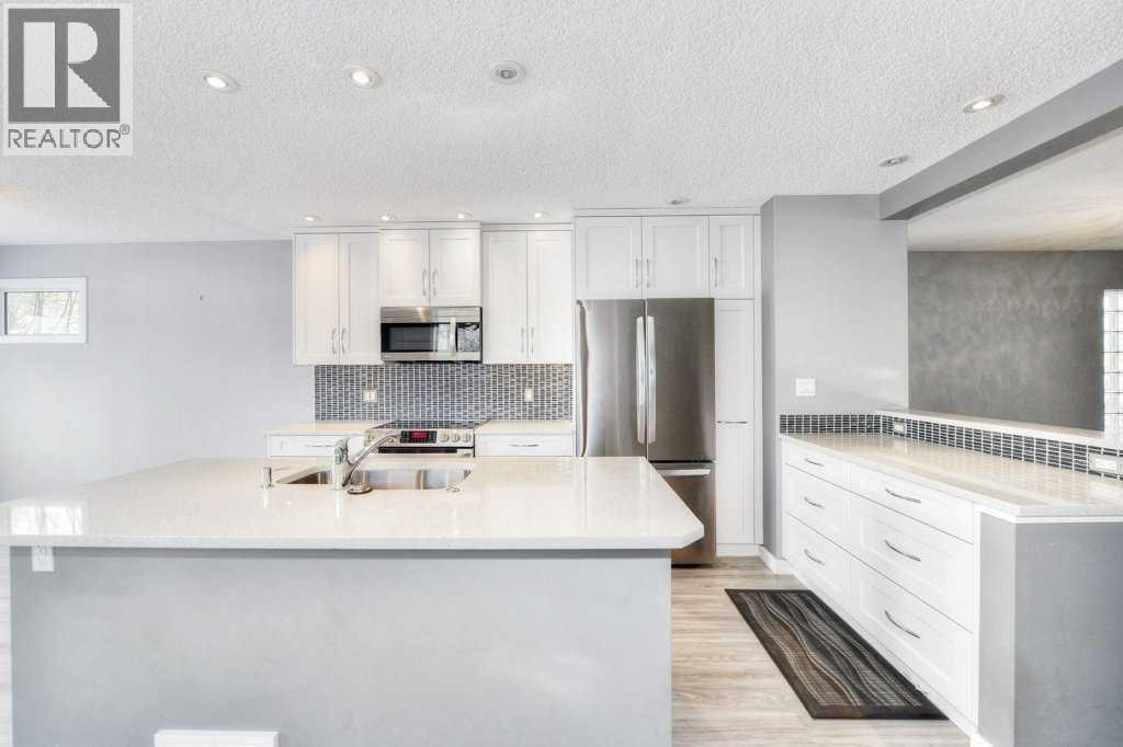 2206 30 Avenue Sw, Calgary, Alberta  T2T 1R7 - Photo 8 - A2272958