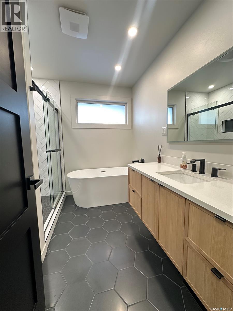 801 5th Avenue, Whitewood, Saskatchewan  S0G 5C0 - Photo 22 - SK025158