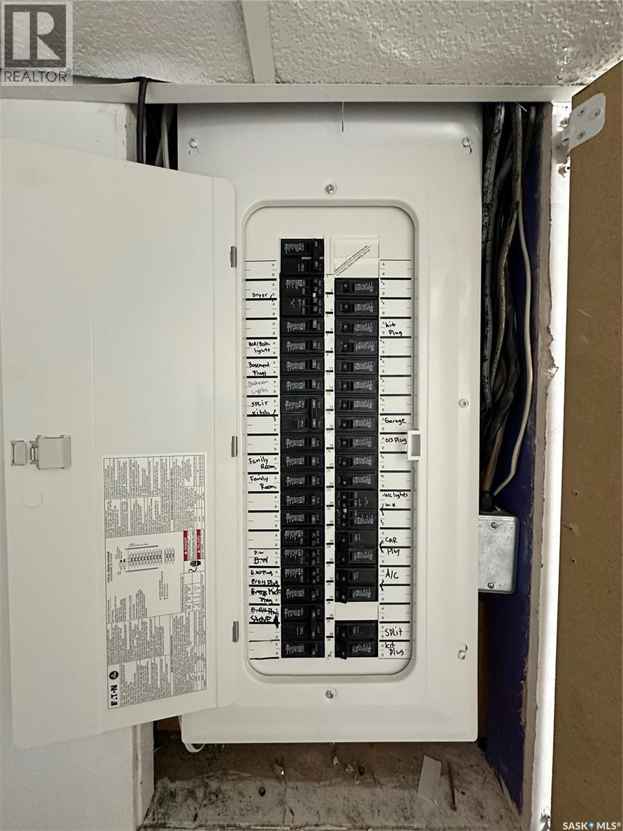 801 5th Avenue, Whitewood, Saskatchewan  S0G 5C0 - Photo 37 - SK025158