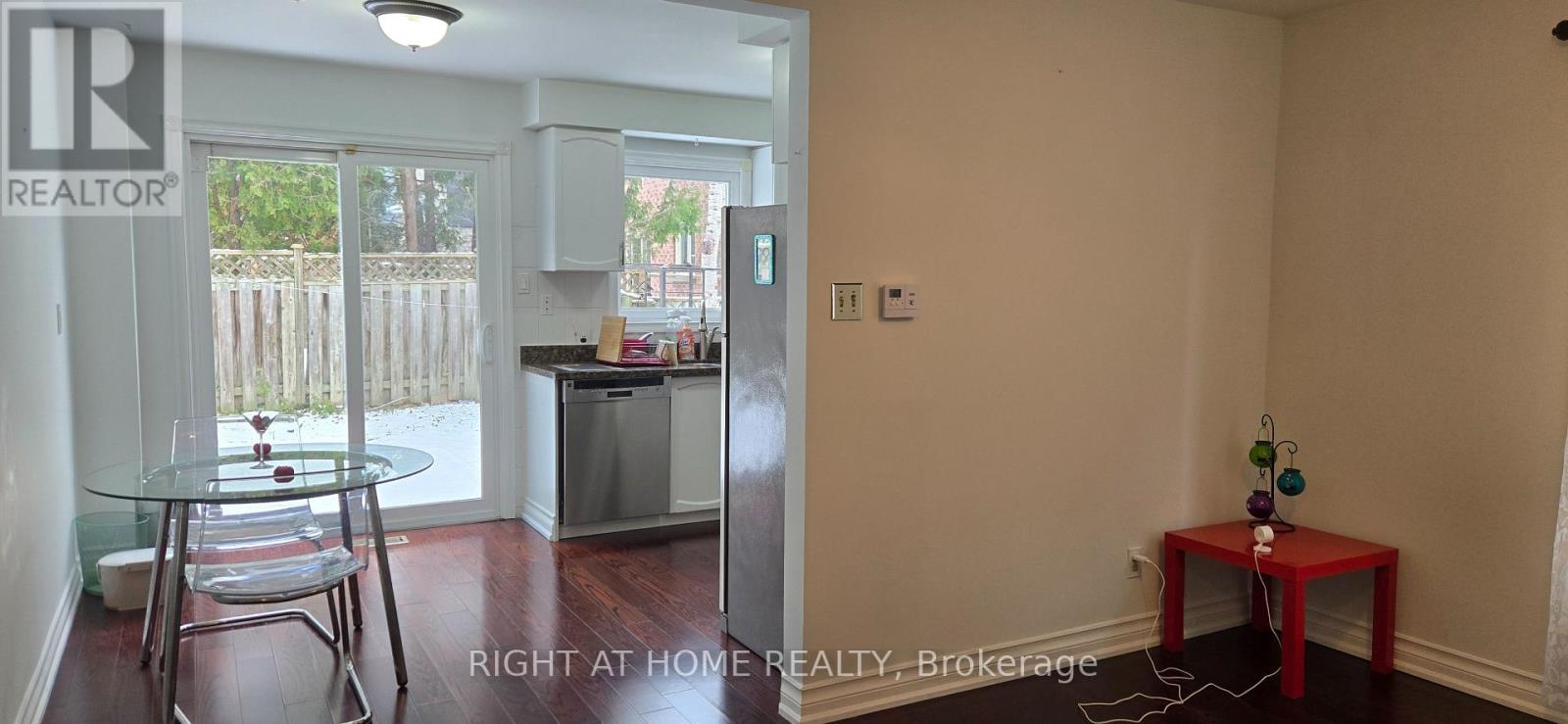 5 Constellation Crescent, Richmond Hill (Observatory), Ontario  L4C 8J8 - Photo 6 - N12596948