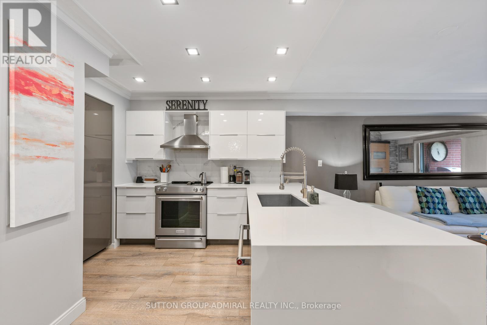 407a - 141 Woodbridge Avenue, Vaughan, Ontario  L4L 9G6 - Photo 4 - N12599094