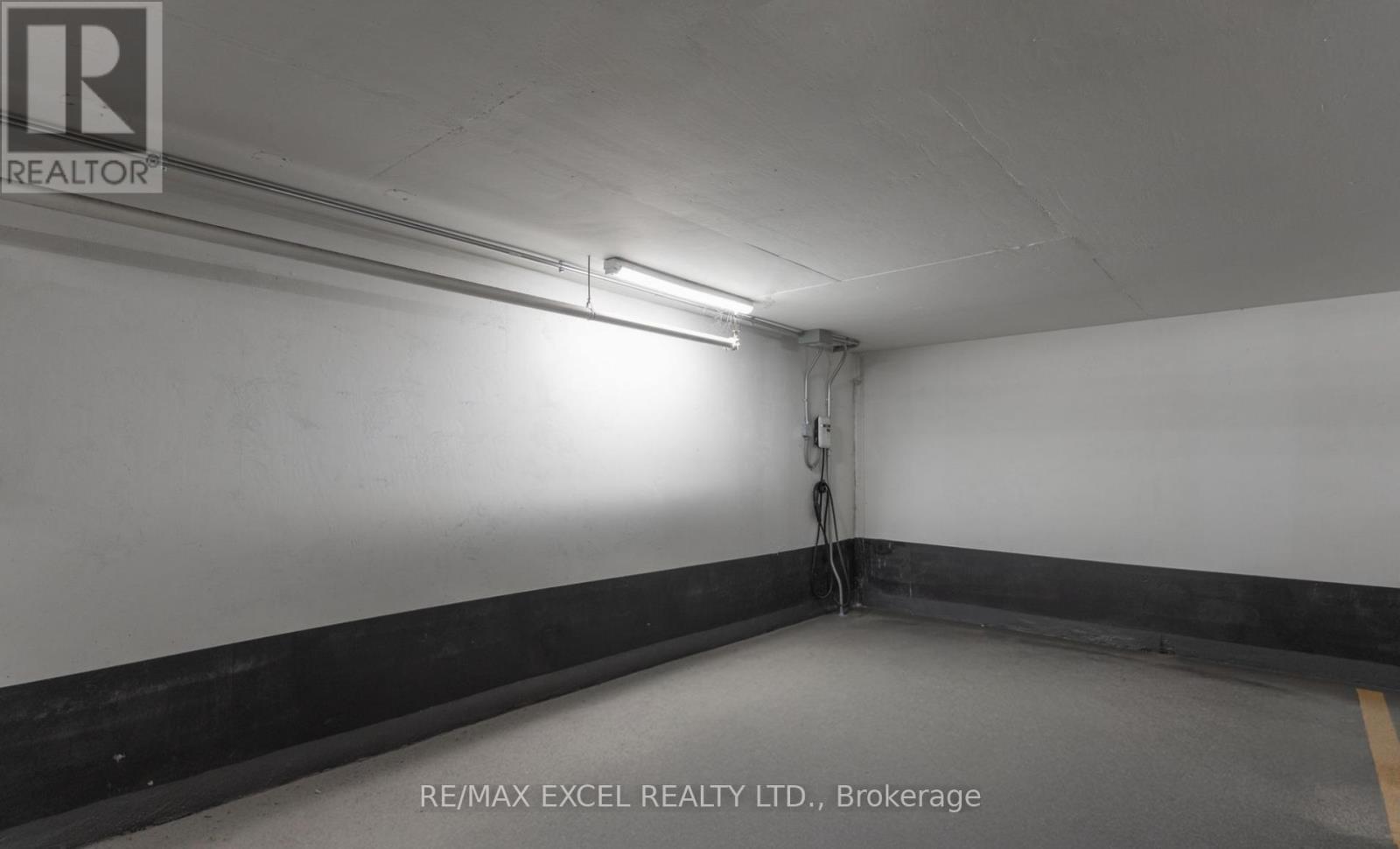 1106 - 9618 Yonge Street, Richmond Hill, Ontario  L4C 0X5 - Photo 16 - N12599114