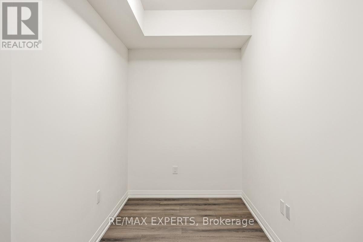 2217 - 8960 Jane Street, Vaughan, Ontario L4K 0N9 - Photo 9 - N12599124