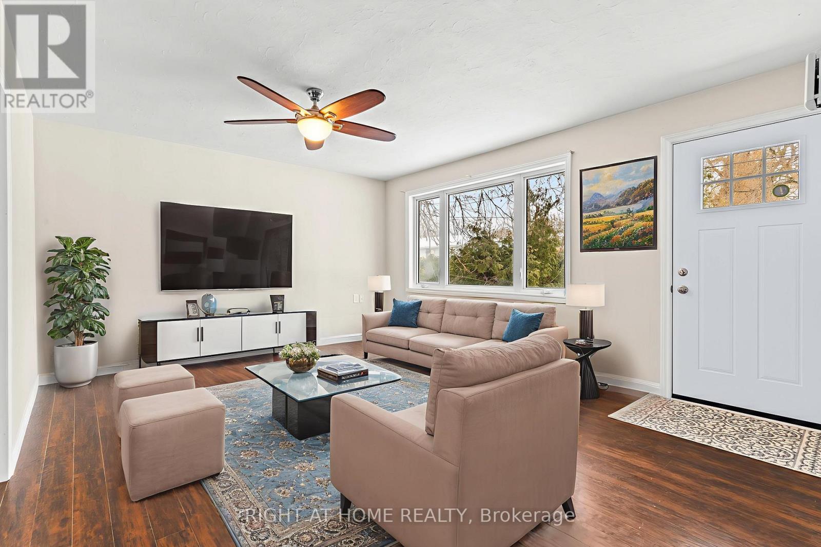 81 Jonas Street, Essa, Ontario  L0M 1B0 - Photo 7 - N12599126